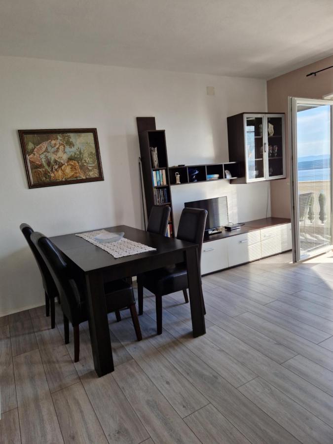 Apartments Velic Crikvenica Exterior photo