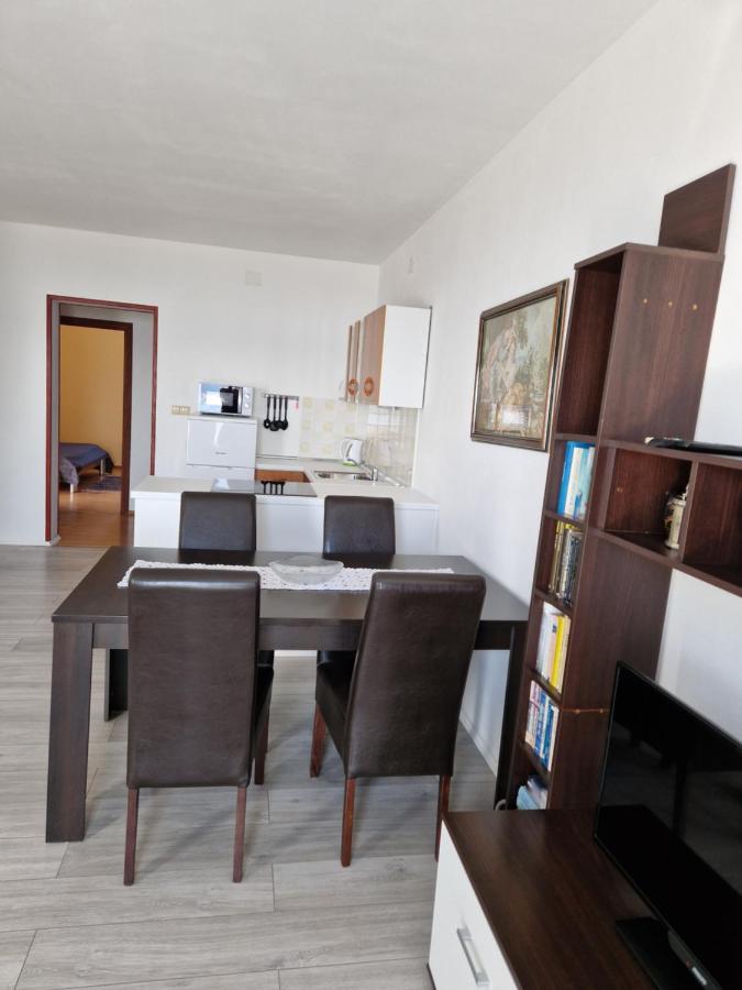 Apartments Velic Crikvenica Exterior photo