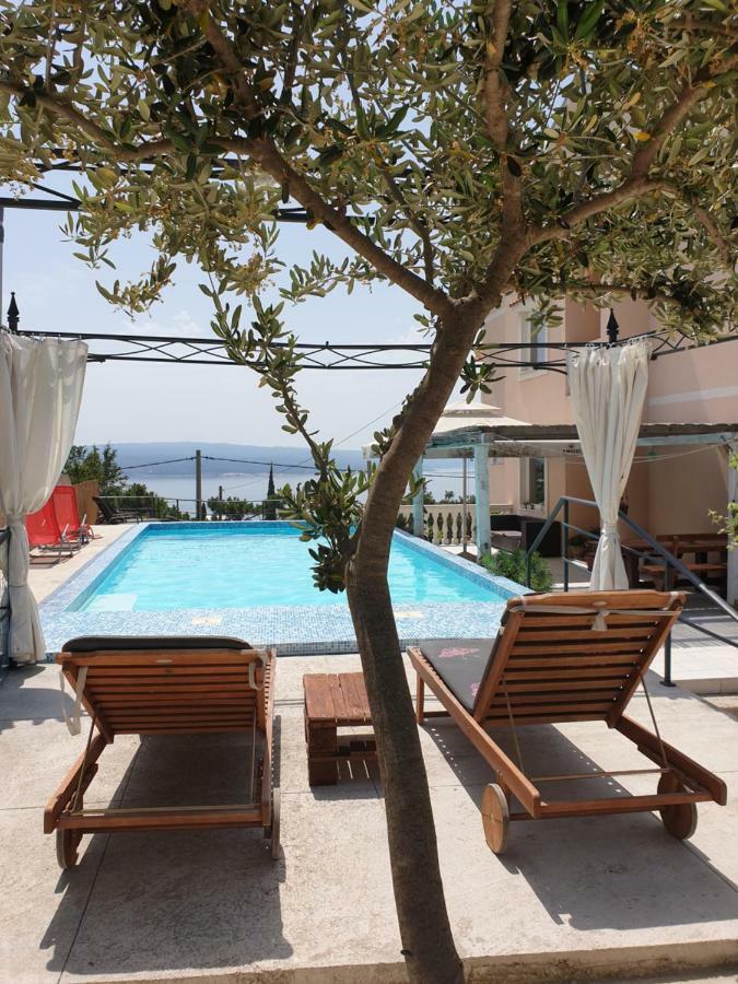 Apartments Velic Crikvenica Exterior photo
